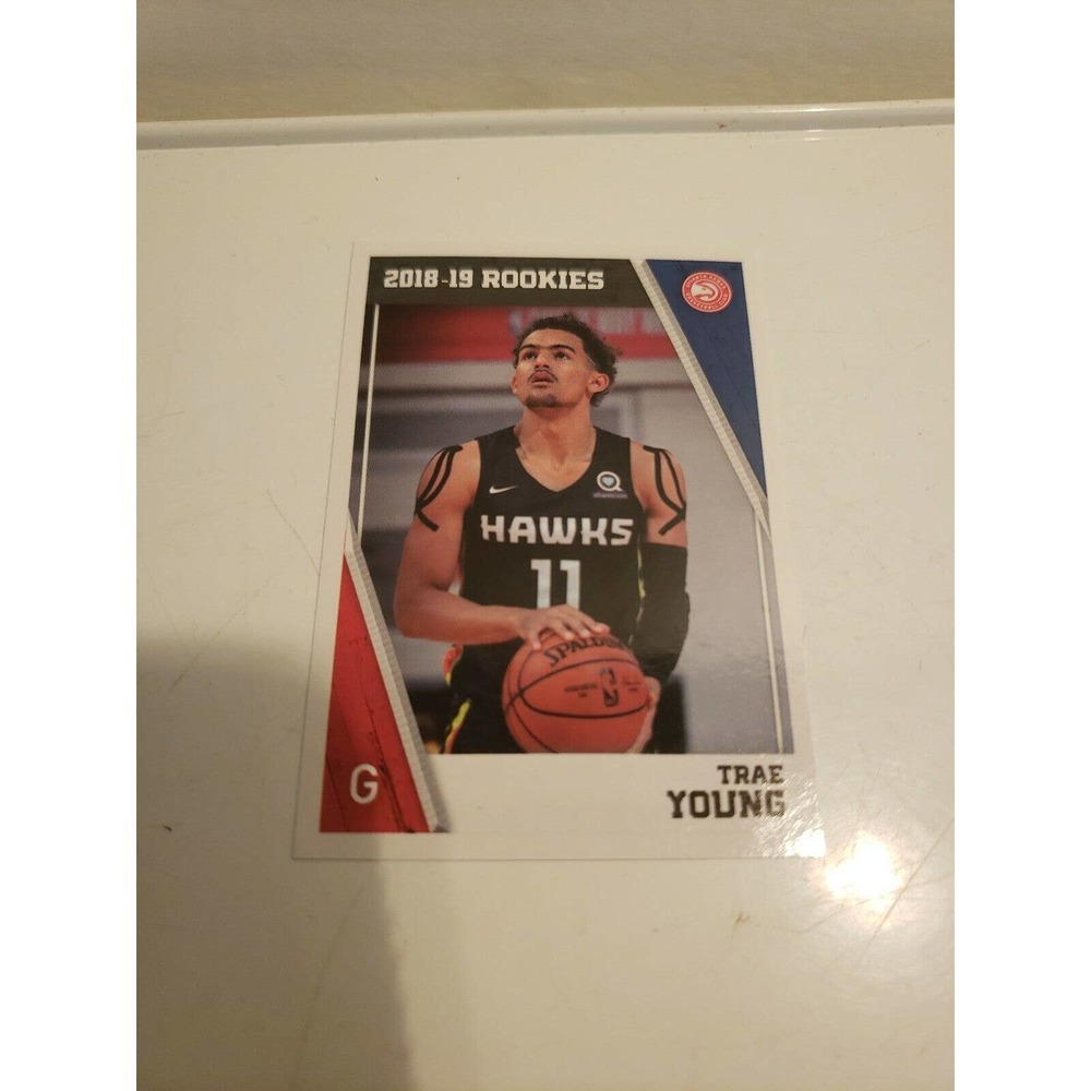 2018-2019 Panini Sticker #430 - Trae Young - Rookie Card - European Italy